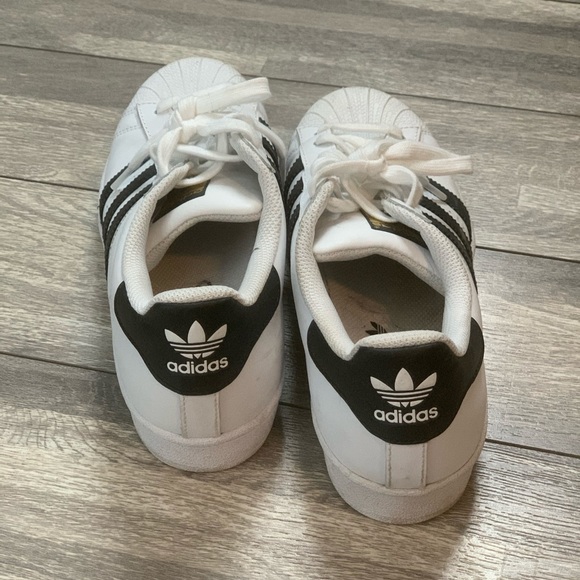 Adidas Superstar Sneakers - Picture 3 of 4